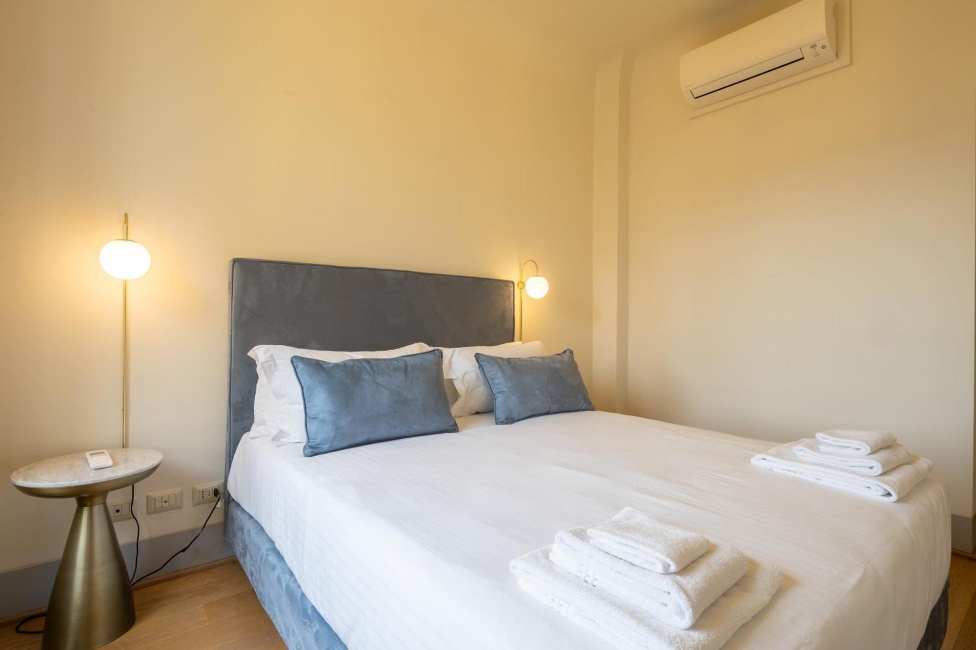 Santa Croce Luxury Penthouse *