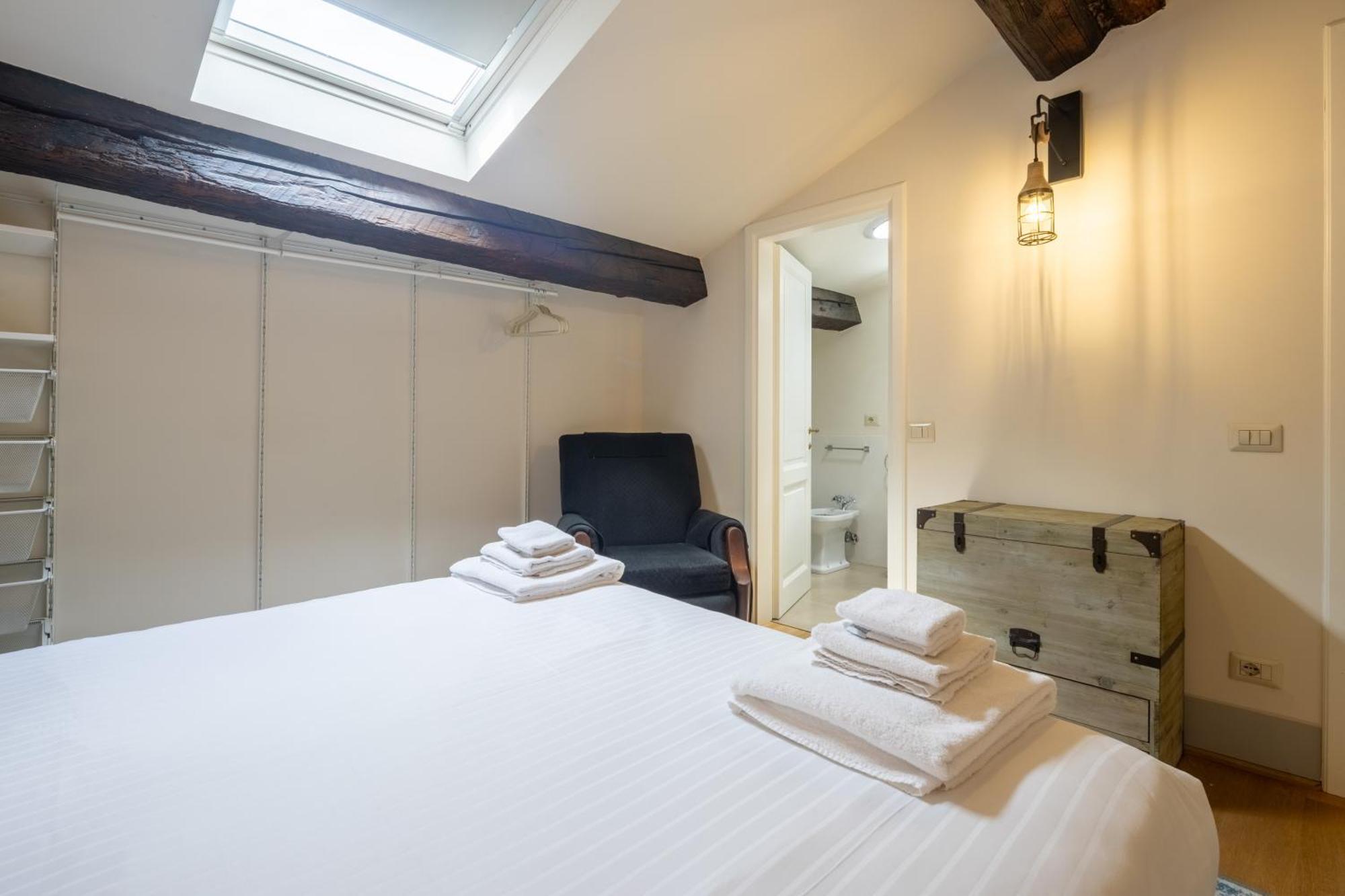 Santa Croce Luxury Penthouse